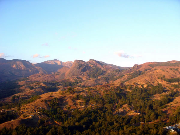 Maubisse, Timor Est. Author Yeowatzup. Licensed under the Creative Commons Attribution